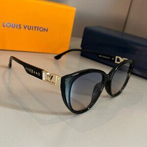 Louis Vuitton Women's Oval Black Sunglasses